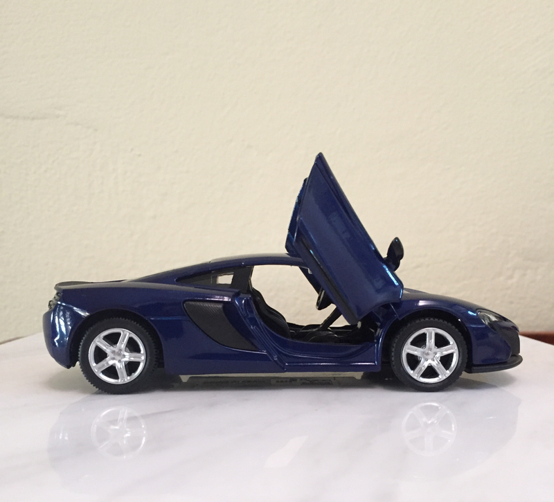 Illustration for article titled Macca Monday- McLaren 650S small and regular size